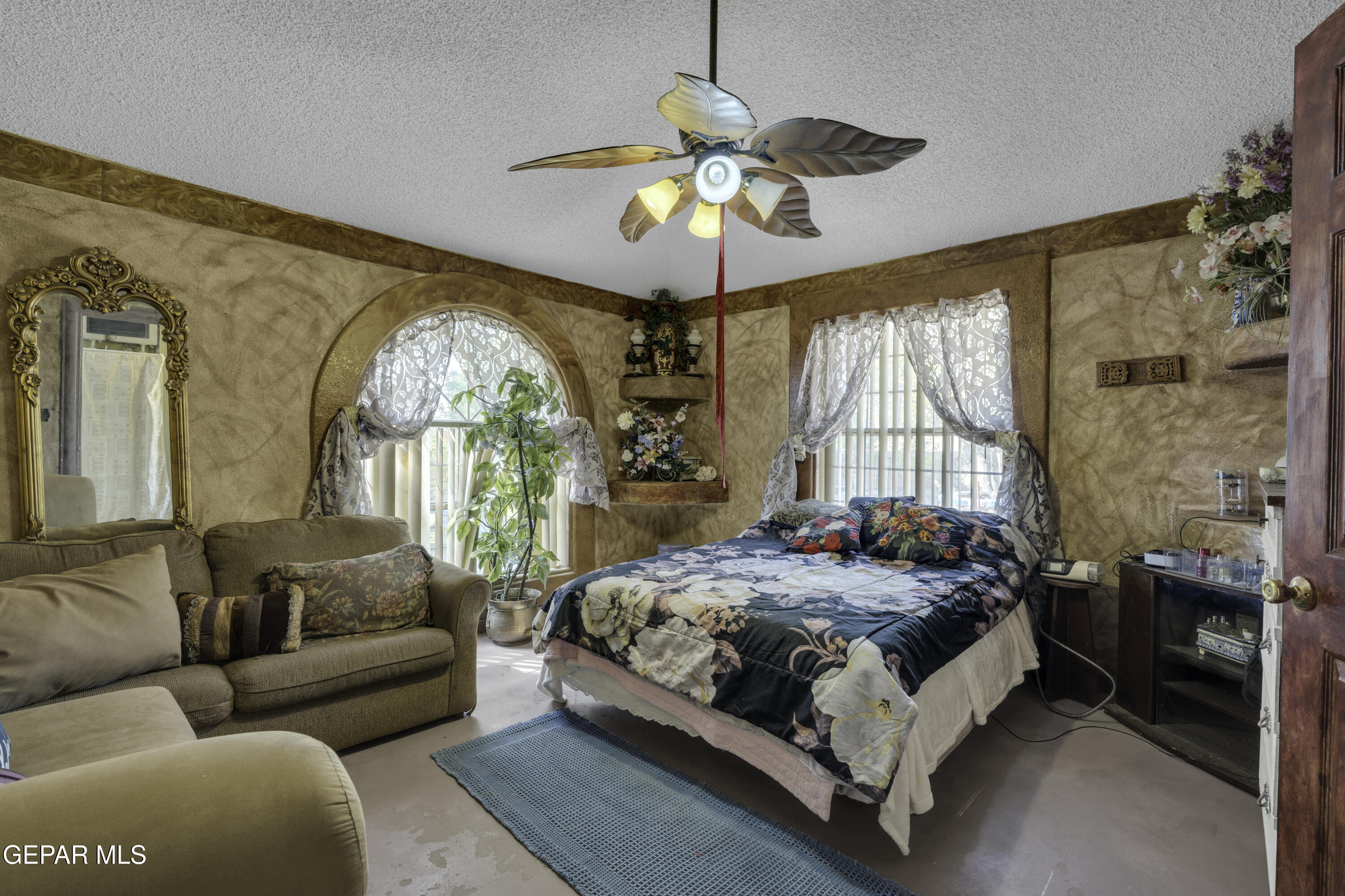 15931 Harrison Road El Paso, TX 79928 - Photo 4 of 83 4 (8)