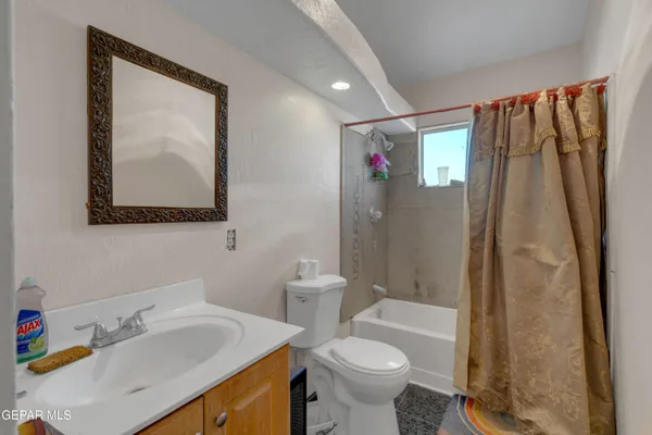 $299,900 | 15931 Harrison Road, El Paso, TX 79928