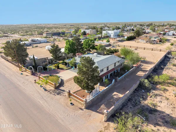$299,900 | 15931 Harrison Road, El Paso, TX 79928