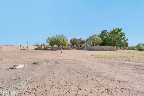 $299,900 | 15931 Harrison Road, El Paso, TX 79928