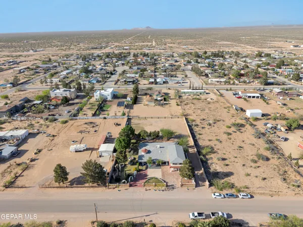 $299,900 | 15931 Harrison Road, El Paso, TX 79928