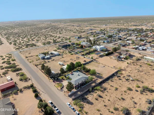 $299,900 | 15931 Harrison Road, El Paso, TX 79928