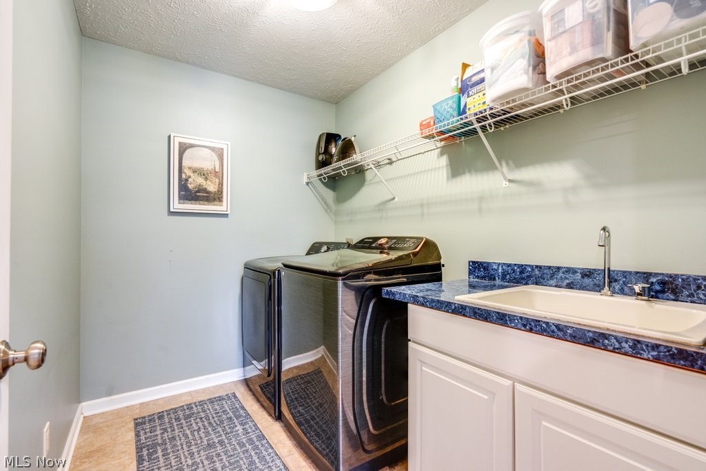 6325 Brecksville Road Independence, OH 44131 - Photo 35 of 50 Second floor laundry room