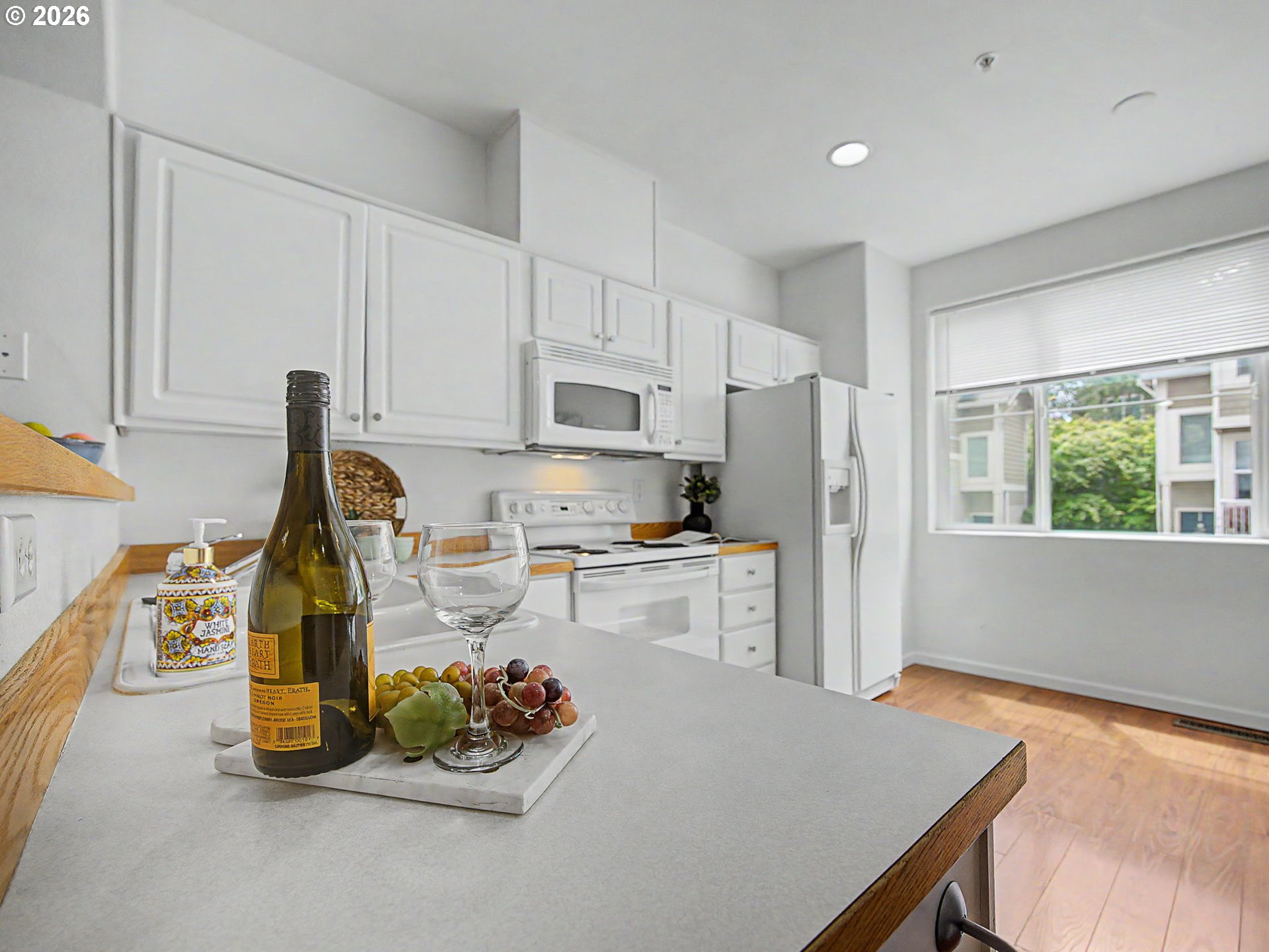 14176 Southwest Barrows Road, Unit 3 Portland, OR 97223 - Photo 12 of 46