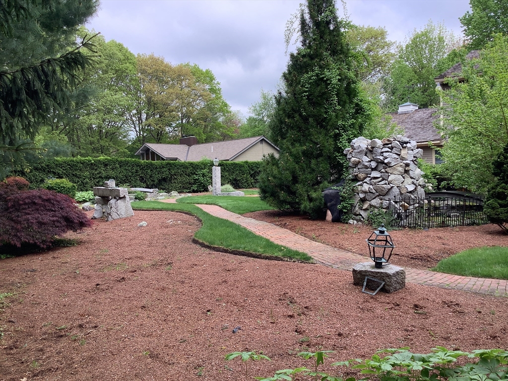 14 Midland Road Lynnfield, MA 01940 - Photo 14 of 18 Gallery Image 14