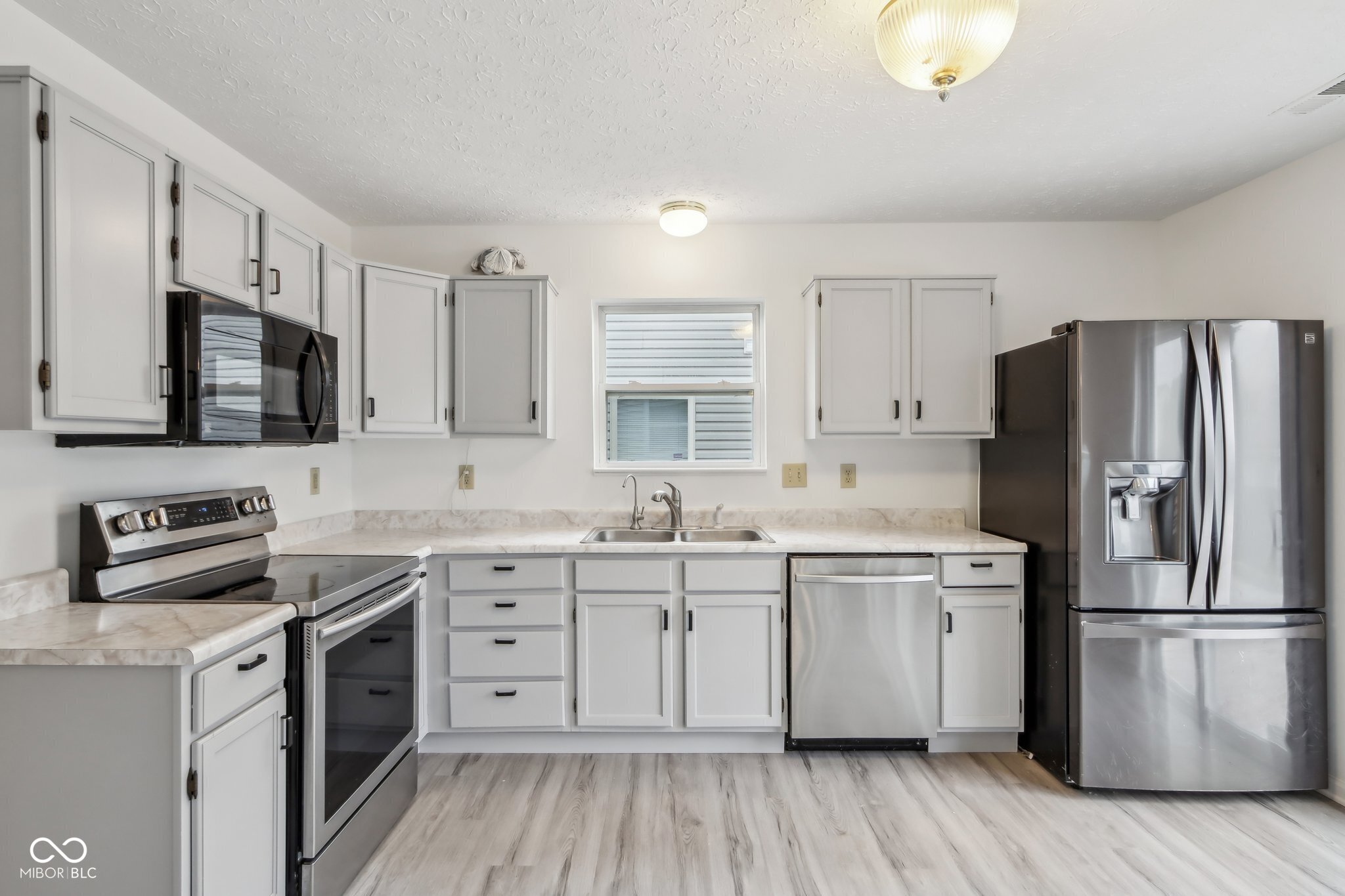 5344 Arbor Creek Drive Indianapolis, IN 46254 - Photo 15 of 48