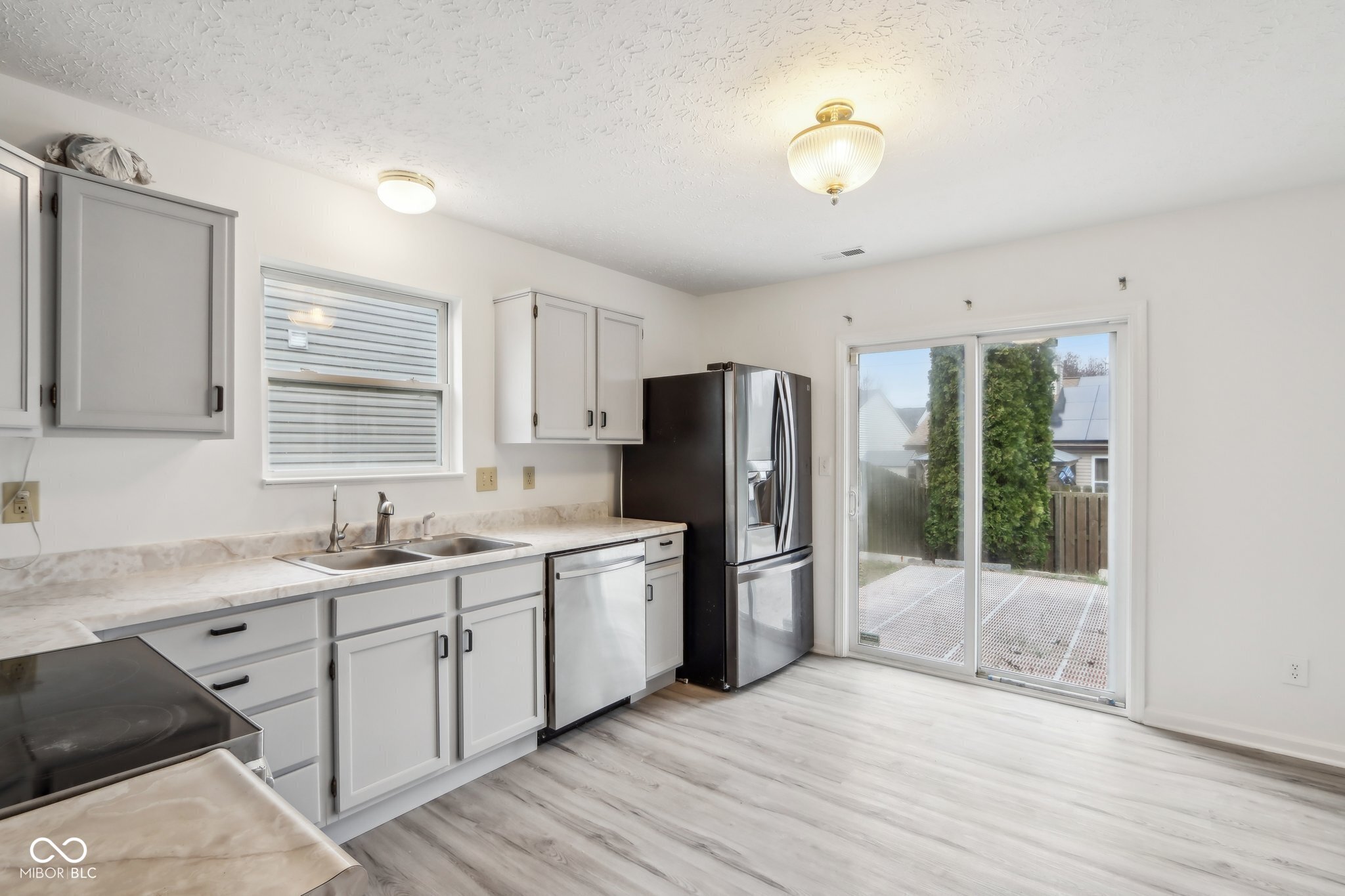 5344 Arbor Creek Drive Indianapolis, IN 46254 - Photo 16 of 48