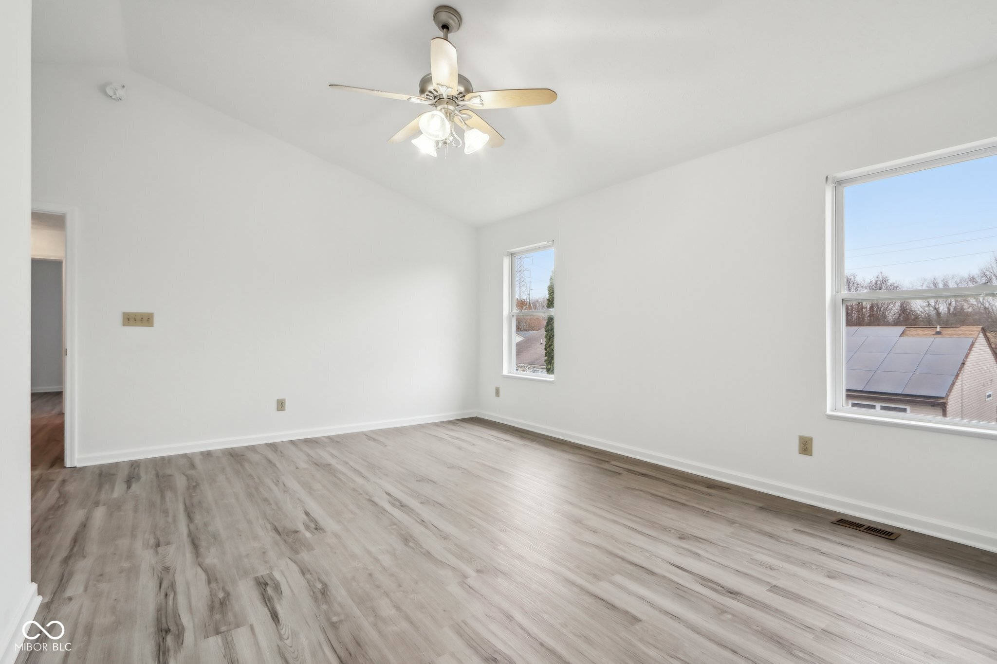 5344 Arbor Creek Drive Indianapolis, IN 46254 - Photo 26 of 48