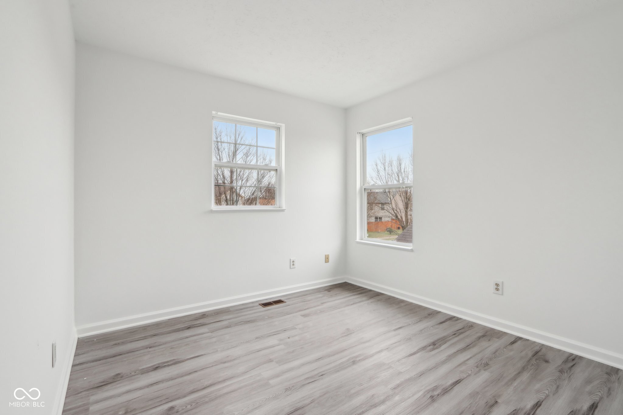 5344 Arbor Creek Drive Indianapolis, IN 46254 - Photo 41 of 48