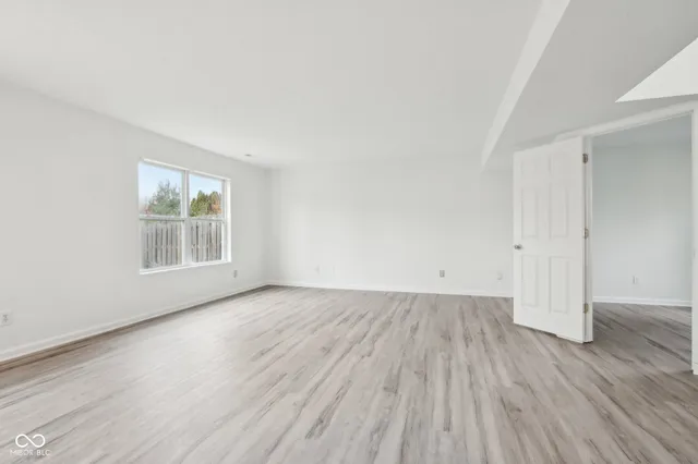 $2,300 | 5344 Arbor Creek Drive, Indianapolis, IN 46254