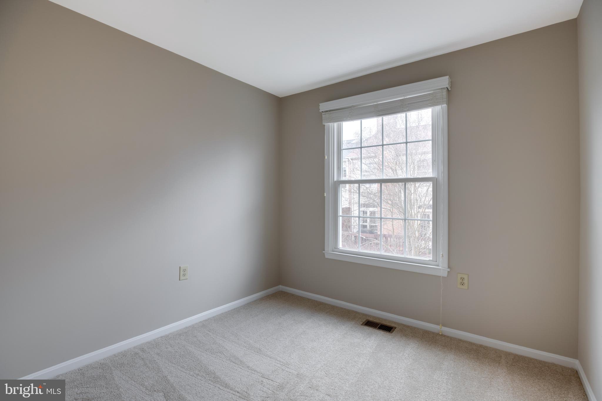 6502 Westhaven Lane Springfield, VA 22150 - Photo 13 of 31 an empty room with a window