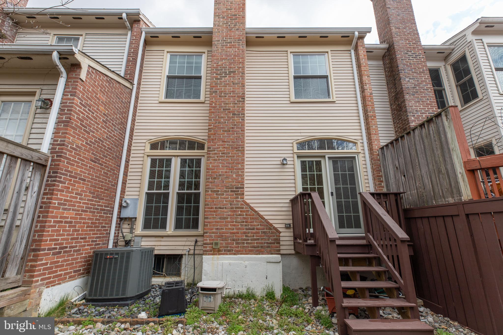 6502 Westhaven Lane Springfield, VA 22150 - Photo 29 of 31 a front view of a house