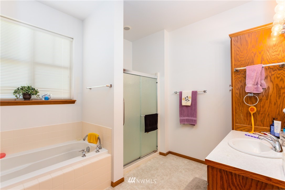 500 Fieldstone Loop, Unit 24 Lynden, WA 98264 - Photo 11 of 32 Gallery Image 11