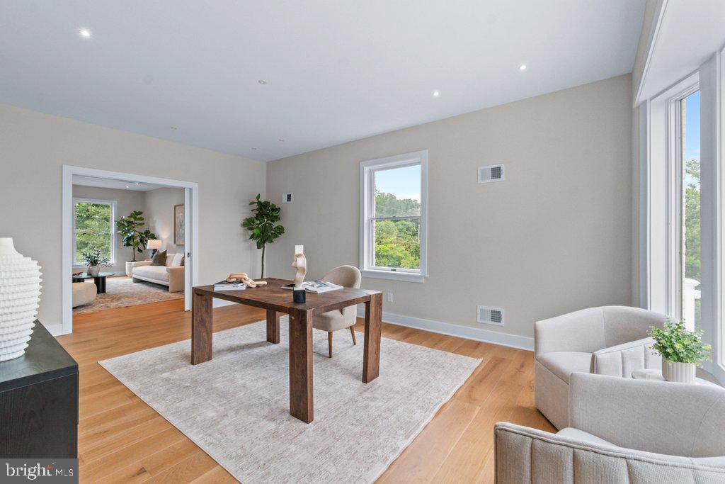 6002 Onondaga Road Bethesda, MD 20816 - Photo 32 of 70