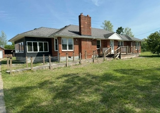 545 Carthage Road Red Boiling Springs, TN 37150 - Photo 2 of 23