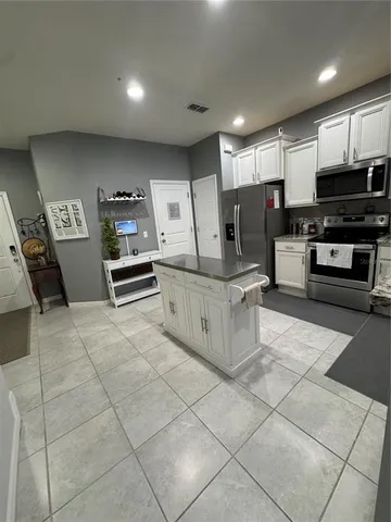 $2,350 | 1148 Pavia Drive, Apopka, FL 32703