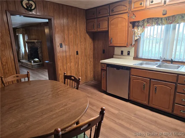 $289,900 | 8261 West Cox Ferry Road, Campbellsburg, IN 47108