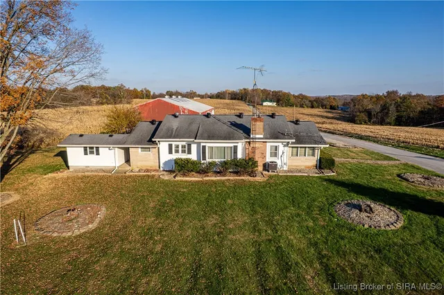 $289,900 | 8261 West Cox Ferry Road, Campbellsburg, IN 47108
