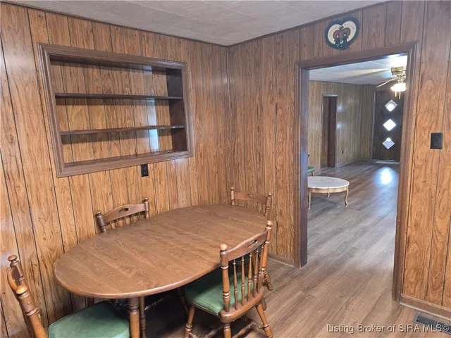 $289,900 | 8261 West Cox Ferry Road, Campbellsburg, IN 47108