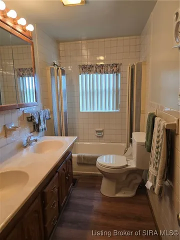 $289,900 | 8261 West Cox Ferry Road, Campbellsburg, IN 47108