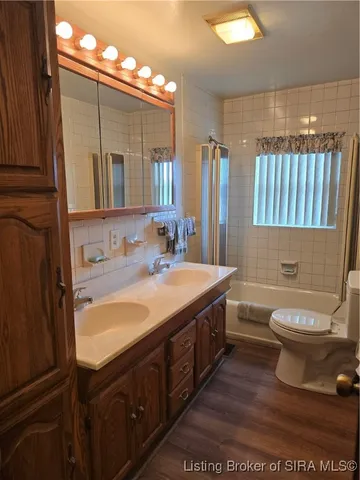 $289,900 | 8261 West Cox Ferry Road, Campbellsburg, IN 47108