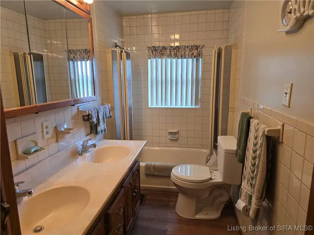 $289,900 | 8261 West Cox Ferry Road, Campbellsburg, IN 47108