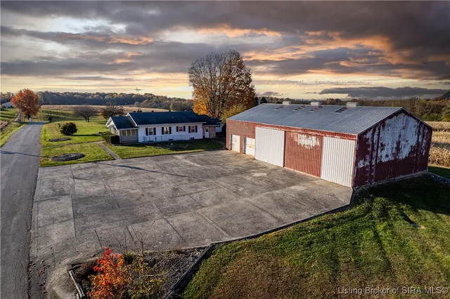 $289,900 | 8261 West Cox Ferry Road, Campbellsburg, IN 47108