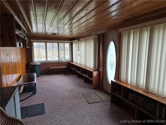 $289,900 | 8261 West Cox Ferry Road, Campbellsburg, IN 47108