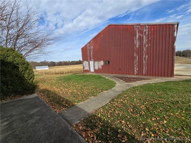 $289,900 | 8261 West Cox Ferry Road, Campbellsburg, IN 47108