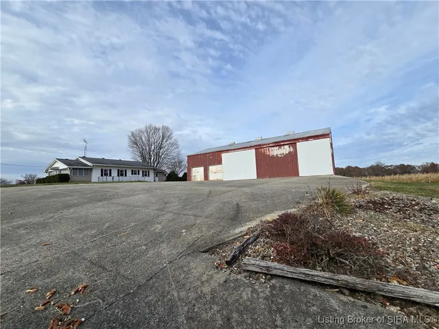 $289,900 | 8261 West Cox Ferry Road, Campbellsburg, IN 47108