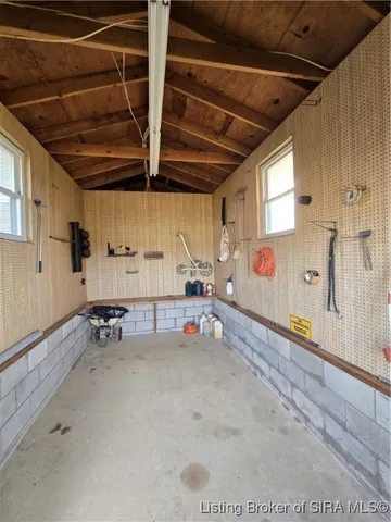 $289,900 | 8261 West Cox Ferry Road, Campbellsburg, IN 47108