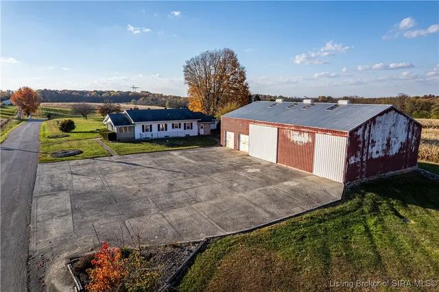 $289,900 | 8261 West Cox Ferry Road, Campbellsburg, IN 47108