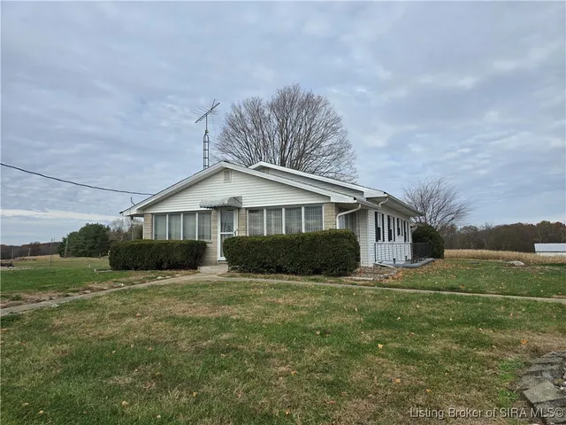 $289,900 | 8261 West Cox Ferry Road, Campbellsburg, IN 47108