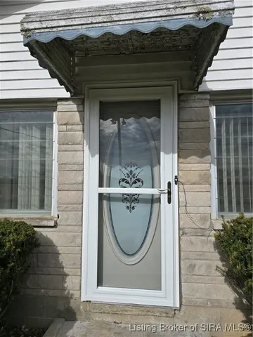 $289,900 | 8261 West Cox Ferry Road, Campbellsburg, IN 47108