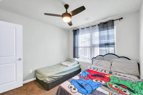 $299,900 | 412 Doisy Lane, Champaign, IL 61822