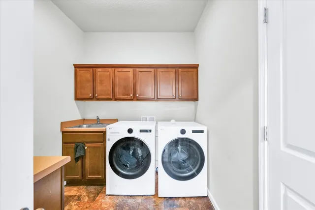 $345,000 | 412 Doisy Lane, Champaign, IL 61822