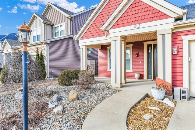 $345,000 | 412 Doisy Lane, Champaign, IL 61822