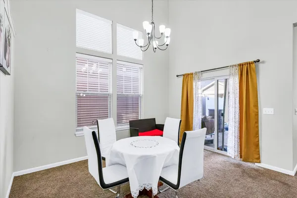 $299,900 | 412 Doisy Lane, Champaign, IL 61822