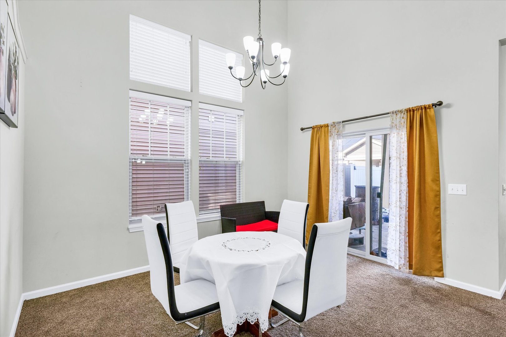 412 Doisy Lane Champaign, IL 61822 - Photo 5 of 34