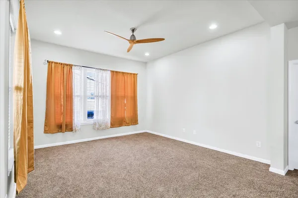 $299,900 | 412 Doisy Lane, Champaign, IL 61822