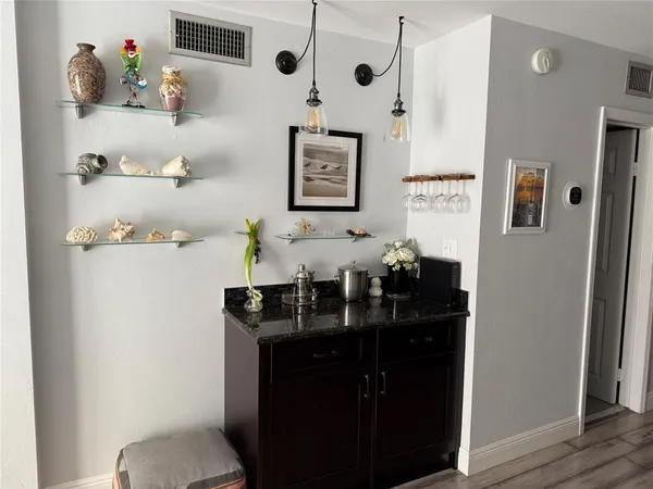 $2,500 | 1161 Hillsboro Mile, Unit 305, Hillsboro Beach, FL 33064