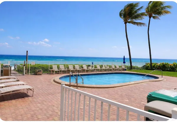 $2,500 | 1161 Hillsboro Mile, Unit 305, Hillsboro Beach, FL 33064