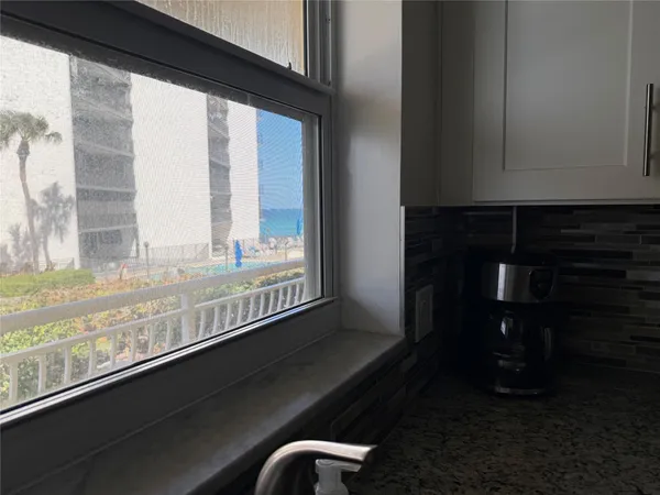$2,500 | 1161 Hillsboro Mile, Unit 305, Hillsboro Beach, FL 33064