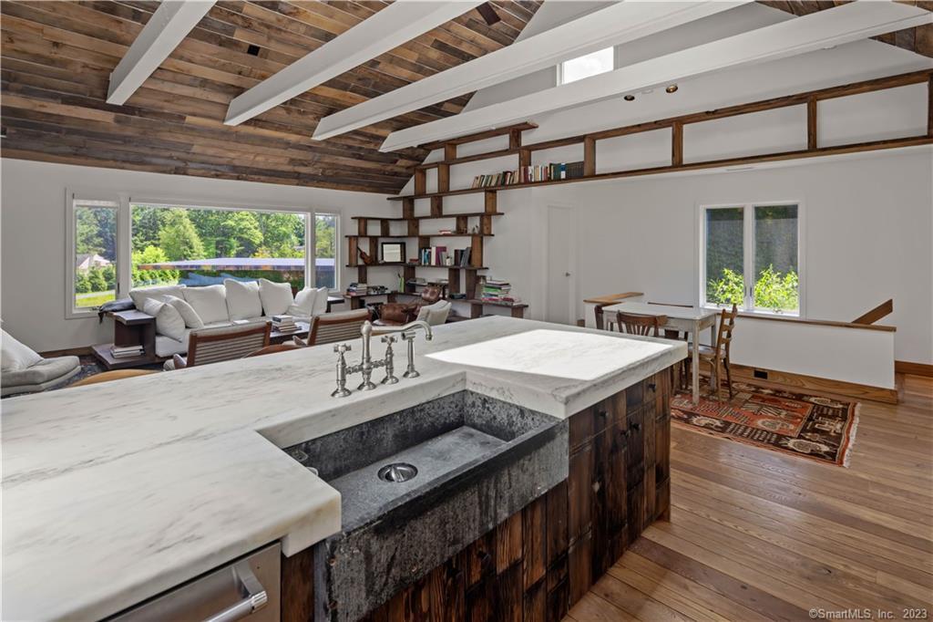 4 Good Hill Road Weston, CT 06883 - Photo 25 of 40