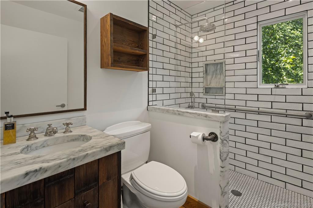 4 Good Hill Road Weston, CT 06883 - Photo 30 of 40