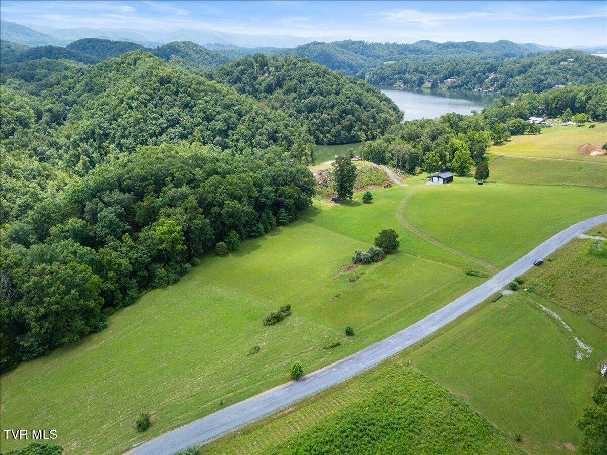 Tbd Tbd Lake, Unit 10 Bristol, VA 24202 - Photo 14 of 26 14-DJI_20250722132150_0014_D