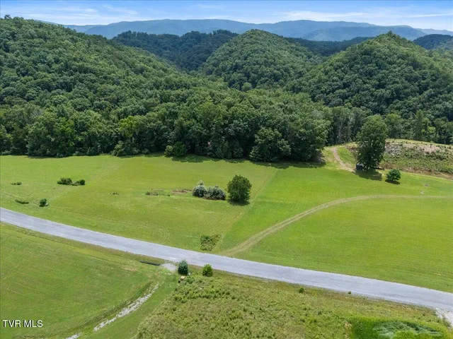 $159,900 | Tbd Tbd Lake, Unit 10, Bristol, VA 24202