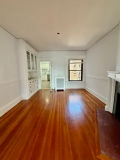 $4,800 | 1 Winchester Street, Unit 401, Brookline, MA 02446