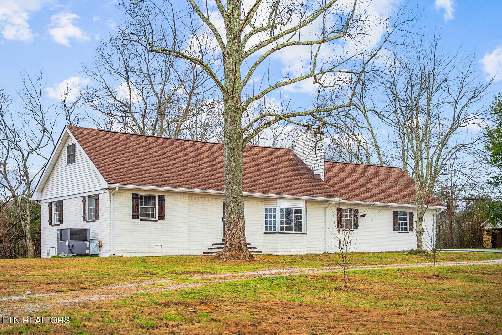 64 Pugh Road Crossville, TN 38555 - Photo 2 of 60 Gallery Image 2