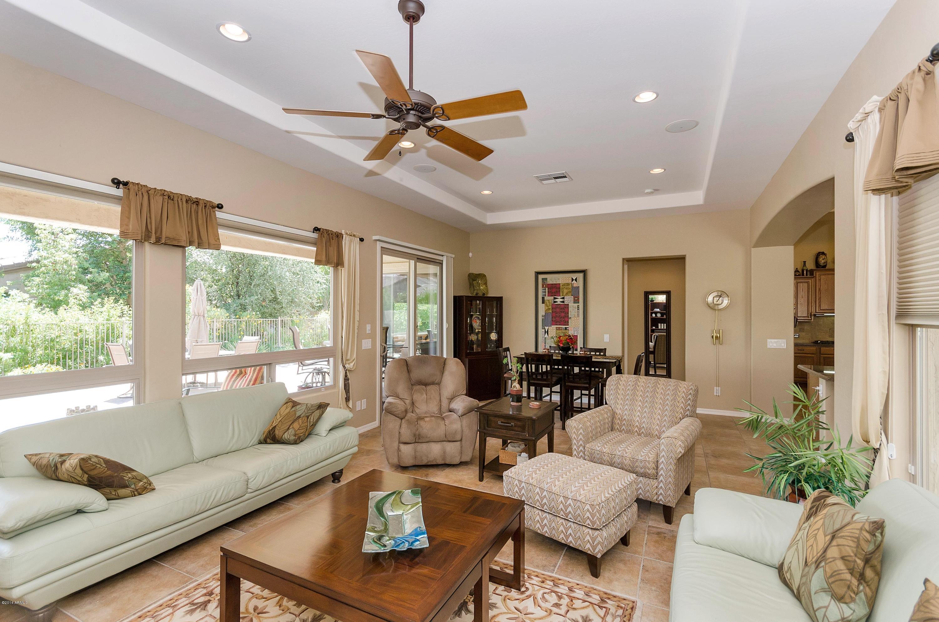 4505 East Rakestraw Lane Gilbert, AZ 85298 - Photo 17 of 39 virtual-tour-155933-17